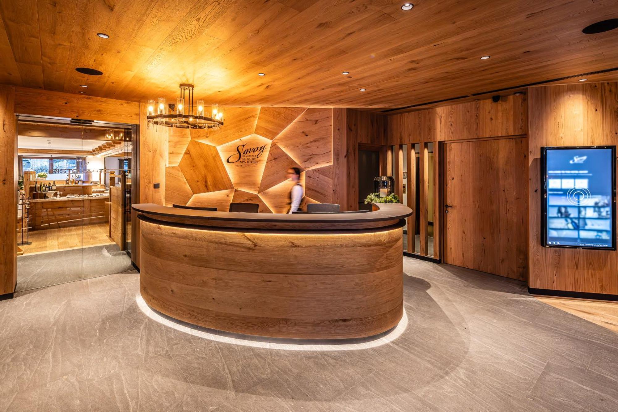 Savoy Dolomites Luxury & Spa Hotel Selva di Val Gardena Ngoại thất bức ảnh