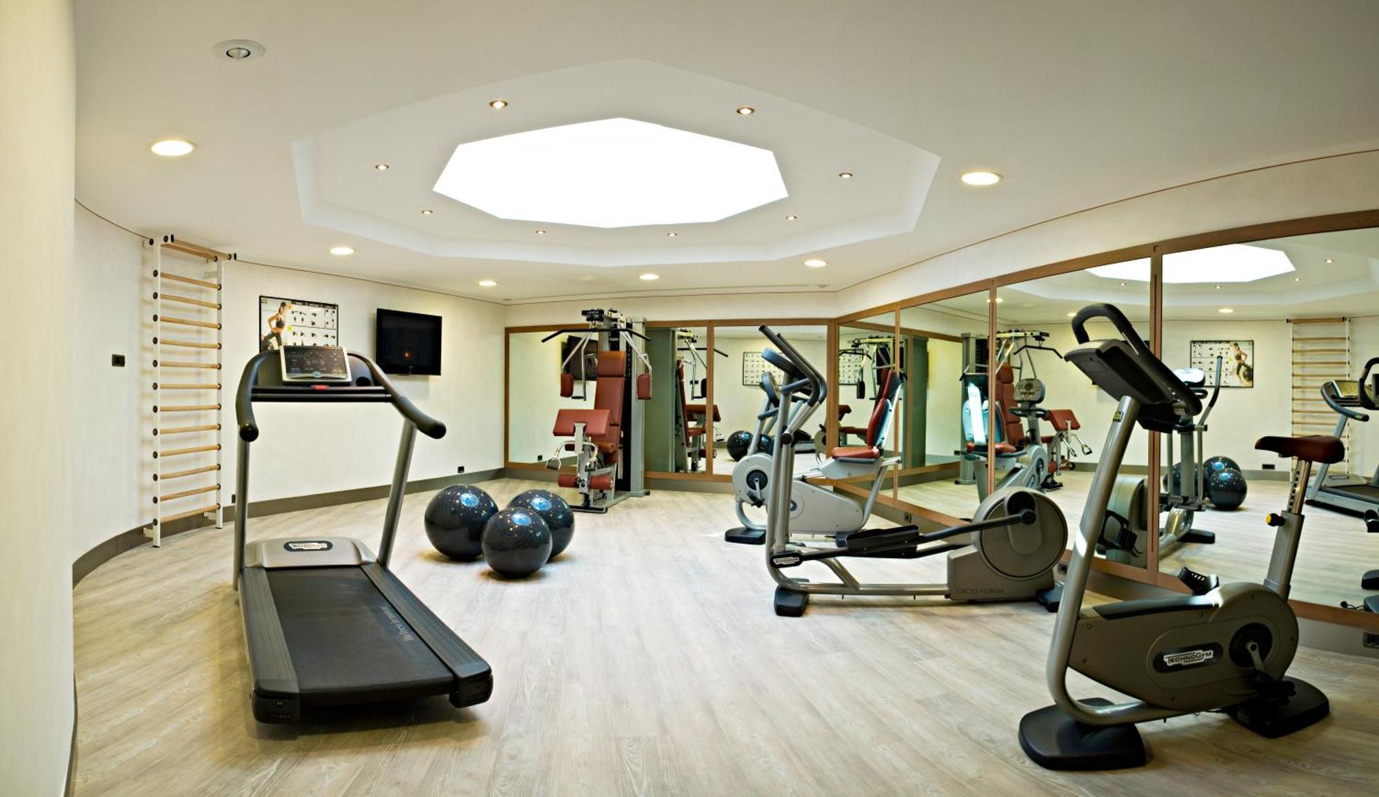 Savoy Dolomites Luxury & Spa Hotel Selva di Val Gardena Ngoại thất bức ảnh