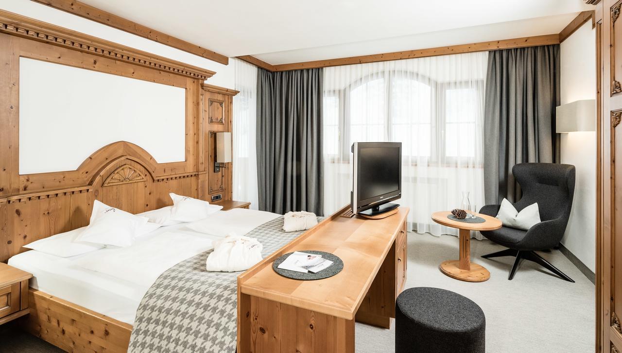 Savoy Dolomites Luxury & Spa Hotel Selva di Val Gardena Ngoại thất bức ảnh