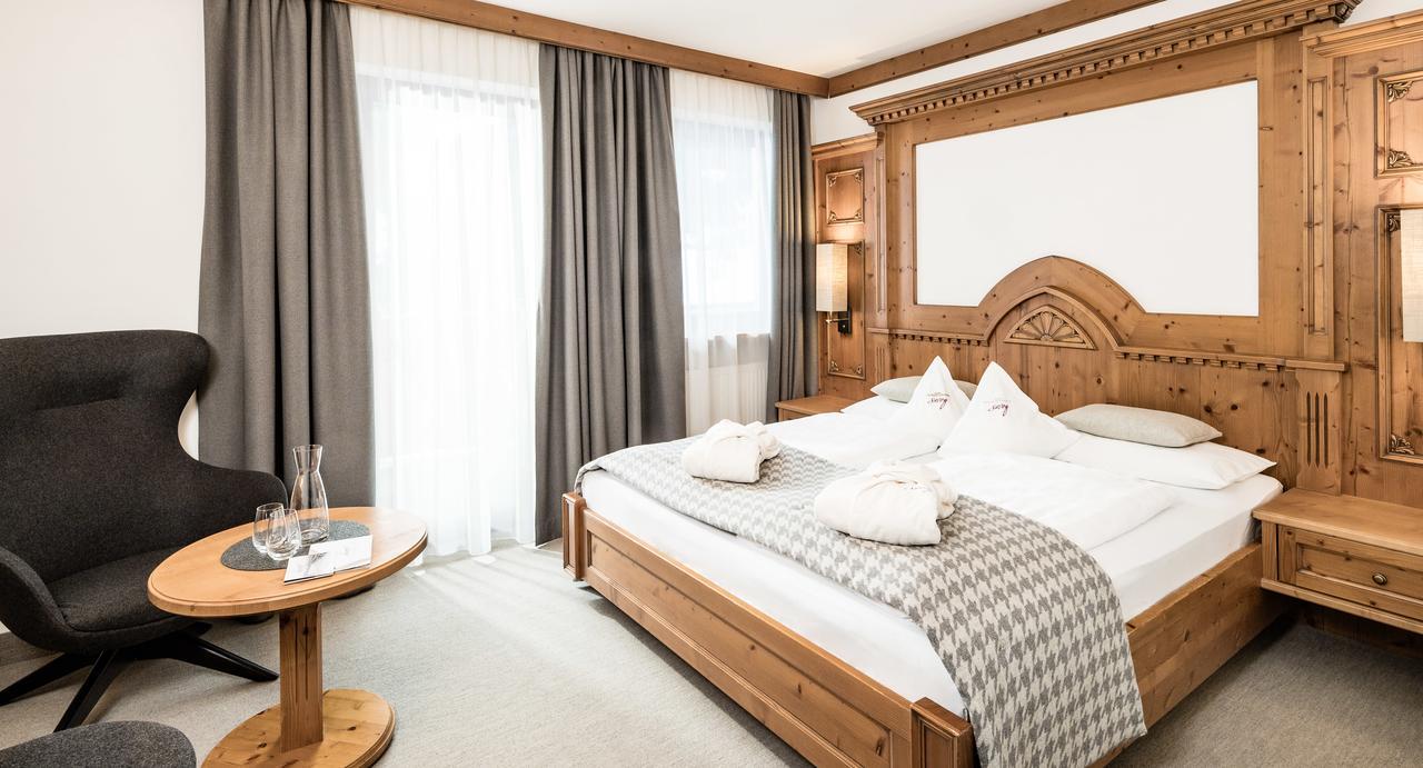 Savoy Dolomites Luxury & Spa Hotel Selva di Val Gardena Ngoại thất bức ảnh